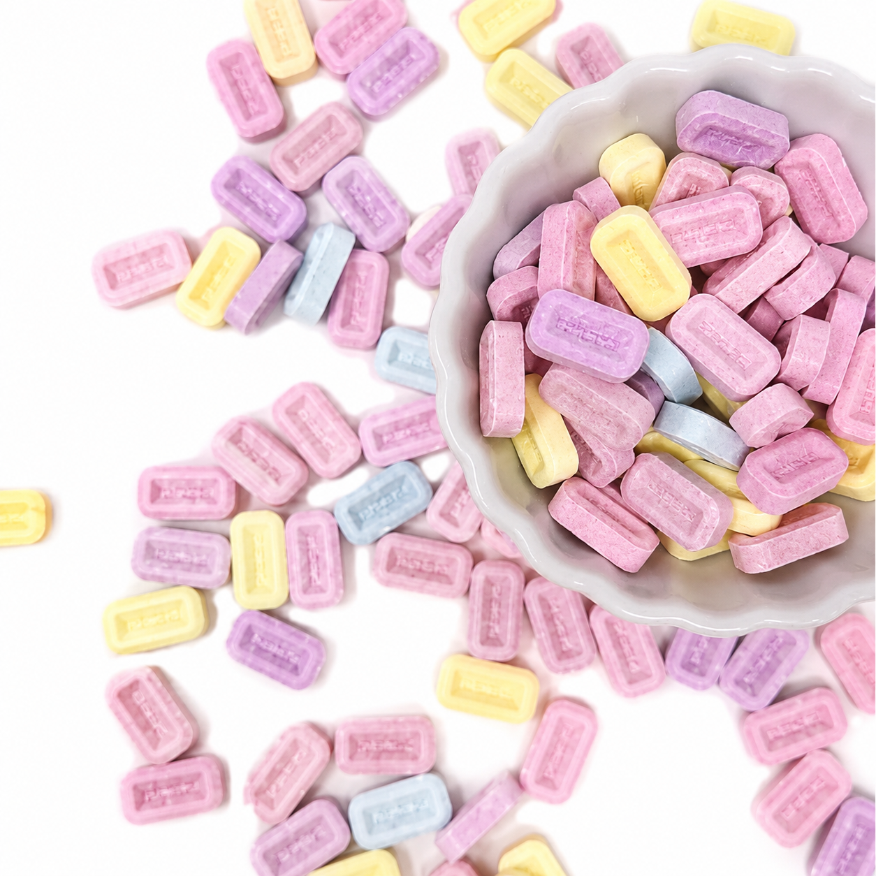Assorted PEZ – Colorful Fruit-Flavored Mini Candies