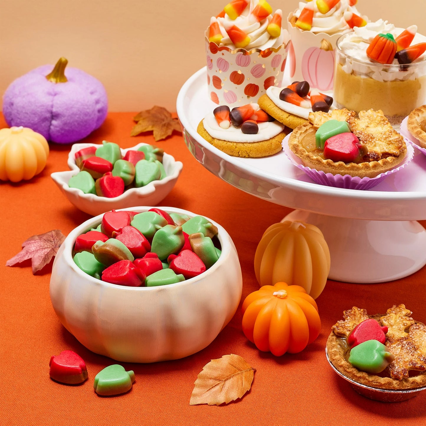 Brach's Mellowcreme Caramel Apples – Fall & Halloween Candy – 9 oz Bag (Approx. 32 Pieces)